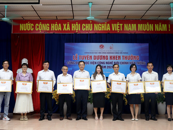 CÔNG ĐOÀN HỌC VIỆN CÔNG NGHỆ BƯU CHÍNH VIỄN THÔNG TỔ CHỨC LỄ TUYÊN DƯƠNG KHEN THƯỞNG ĐOÀN VIÊN CÔNG ĐOÀN NĂM 2024