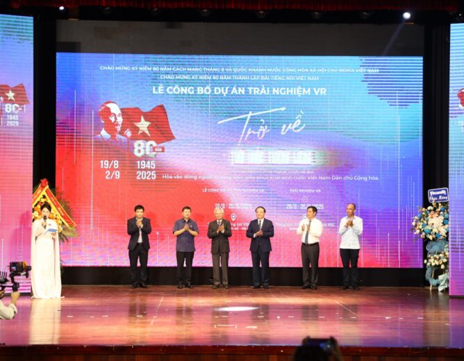 Lễ công bố dự án trải nghiệm VR “Trở về thời khắc thiêng liêng”