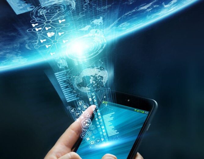 Bức tranh kỹ thuật số Việt Nam thay đổi nhờ kết hợp AI, livestream và mạng xã hội