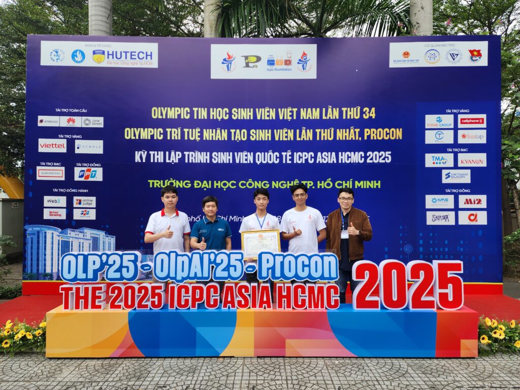 Giải Khuyến khích - Team <PTIT/> GiveUp4Wat