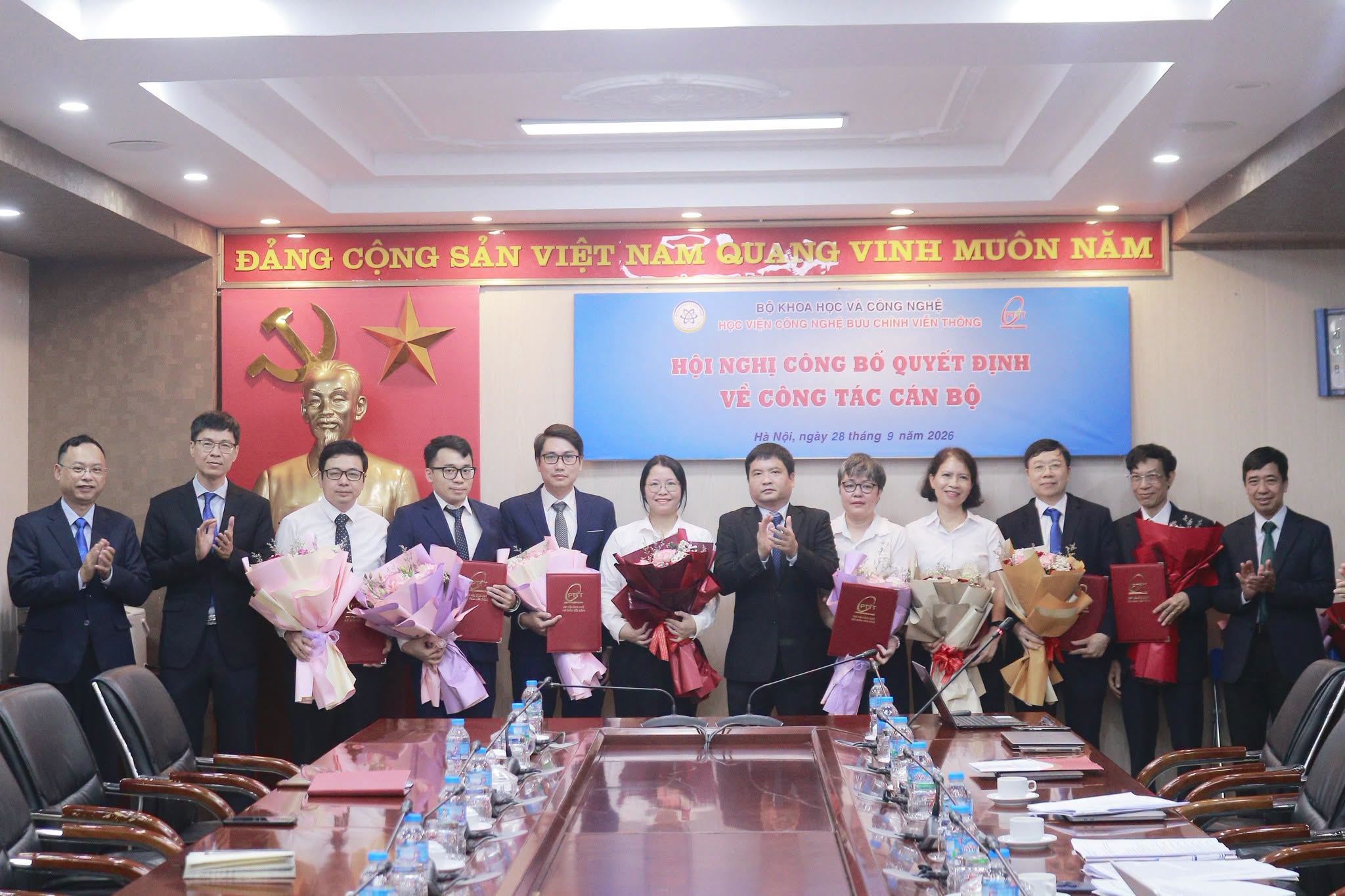 Khoa Trí tuệ nhân tạo chúc mừng hai tân Trưởng Bộ môn